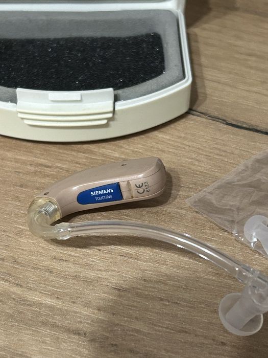 Продам слуховой аппарат.