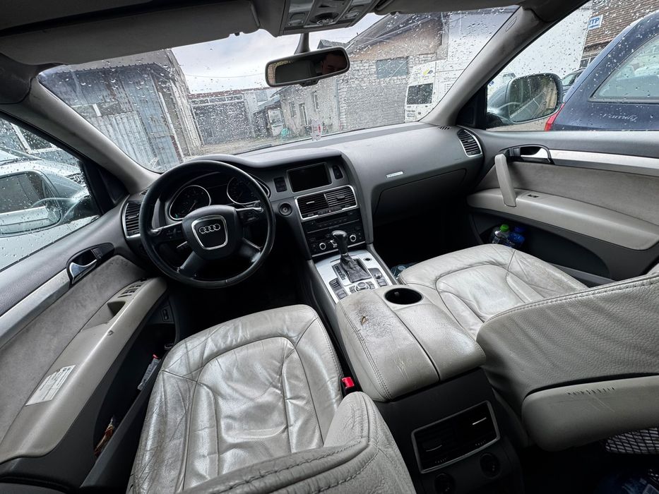 AUDI Q7 0 — imagine 3