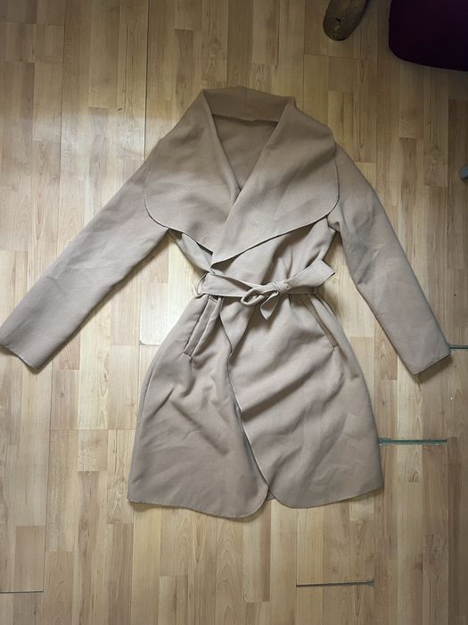 Тънко, пролетно палто