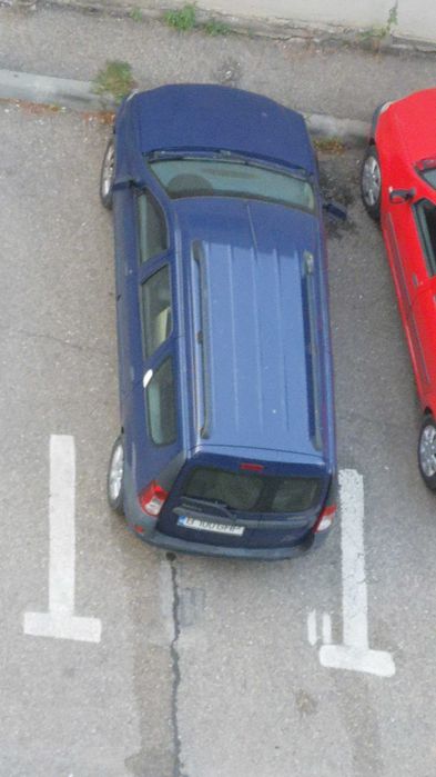 Vând Logan MCV 1,6 16V