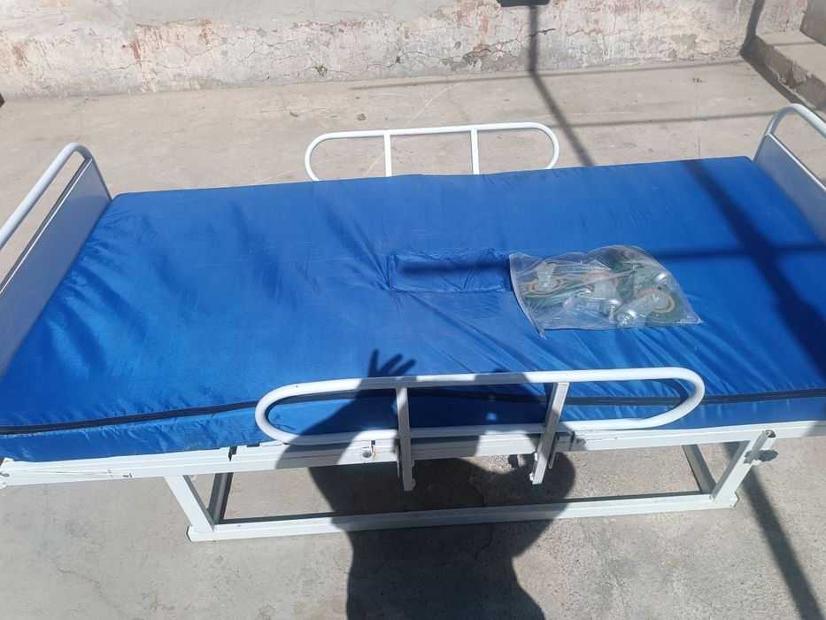 Медицинский кровать