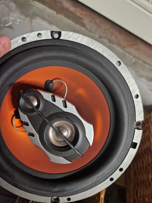 Vând 5 difuzoare auto