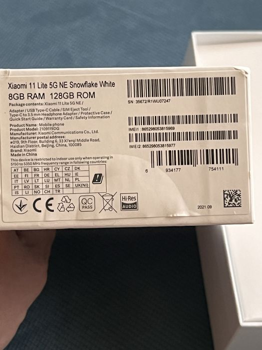 Xiaomi 11 lite 5G 128 gb si 8GB ca NOU/ Impecabil