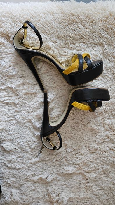 Sandale elegante cu platforma