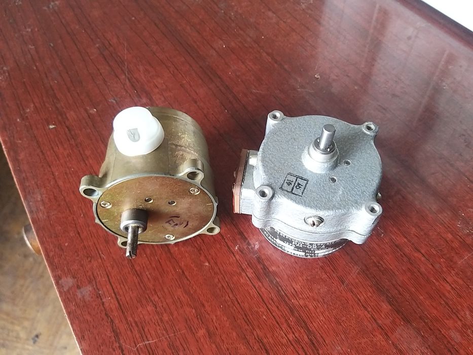 Реверсивный двигатель РД-09-А