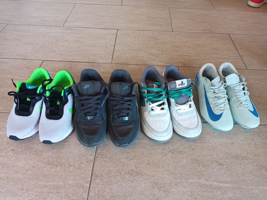 Adidasi Nike de vânzare în stare bună