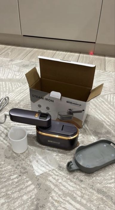 Отпариватель Two Hands Up HD200