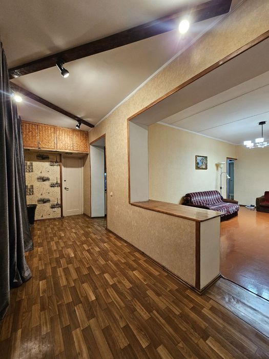 Срочно! Своя. Аэропорт. 3/3/4. 77-я серия.