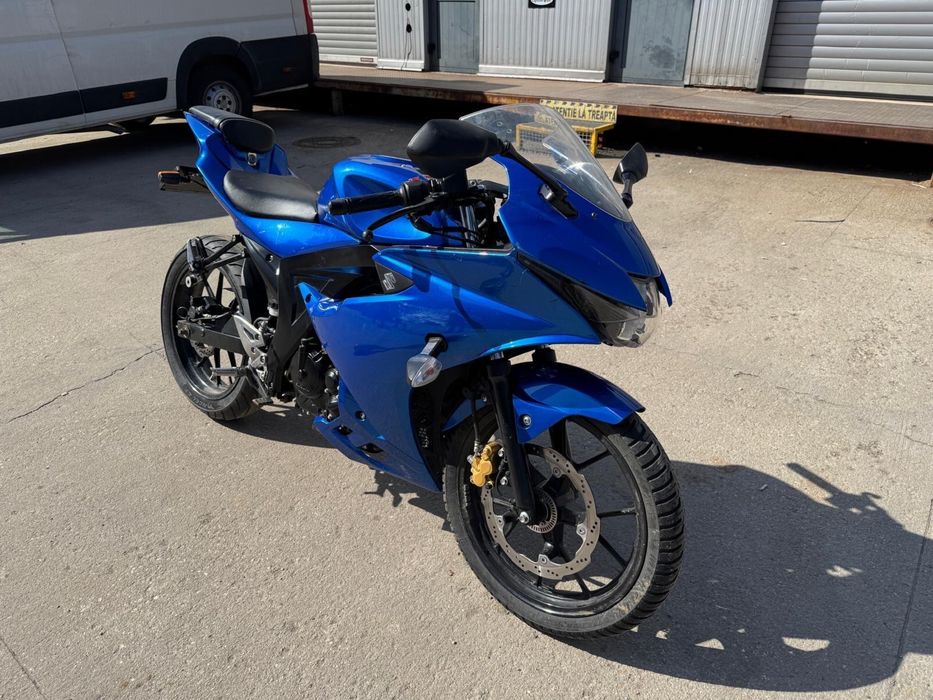Suzuki Gsx-R 125 Categoria A1 / 16 Ani