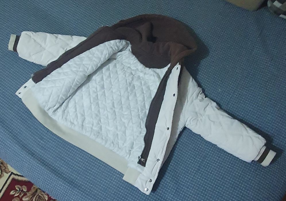 Демисезонная куртка для девочки