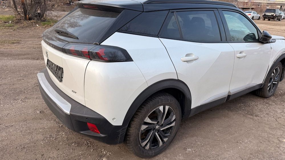 Peugeot 2008 GT - части