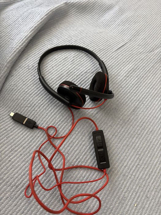 Vand casti plantronics