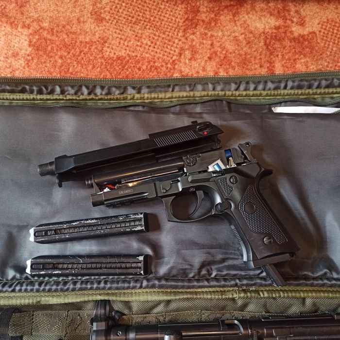 Pistol electric Cyma Airsoft