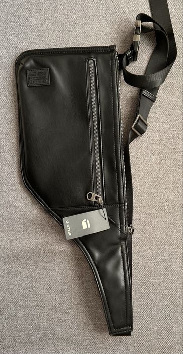 Мъжка чанта за рамо