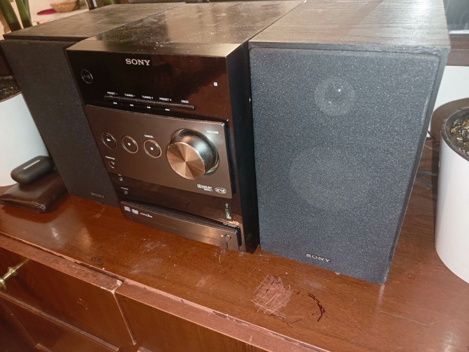 Музыкальный центр Sony
