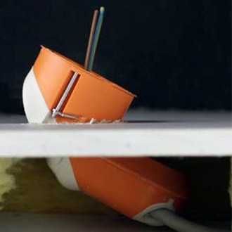 Конзолна кутия за гипсокартон с джоб F-Tronic E5000