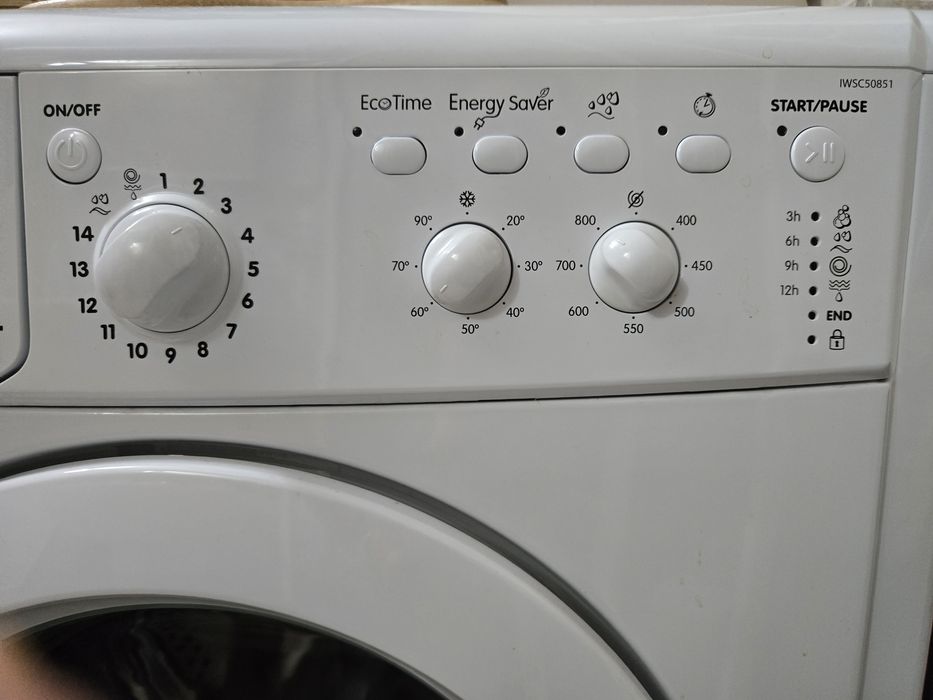 Aвтоматична пералня Indesit