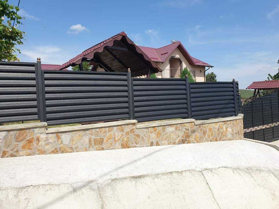 Garduri din panou stil jaluzele, sipca metalica, tabla, plasa si BCA