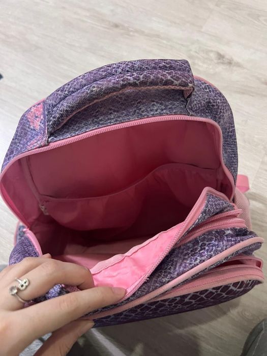 Рюкзак для школьницы/