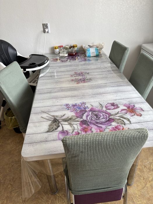 Продам стол , стулья можно отдельно