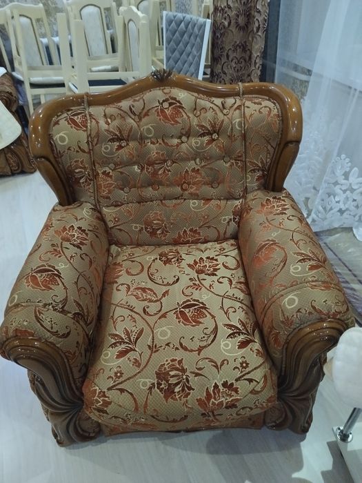 Продам мягкий уголок