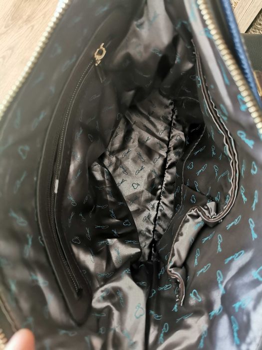 Geanta Axel originala