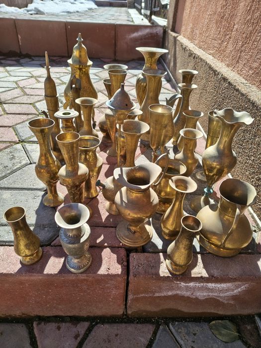 Lot de vaze din bronz