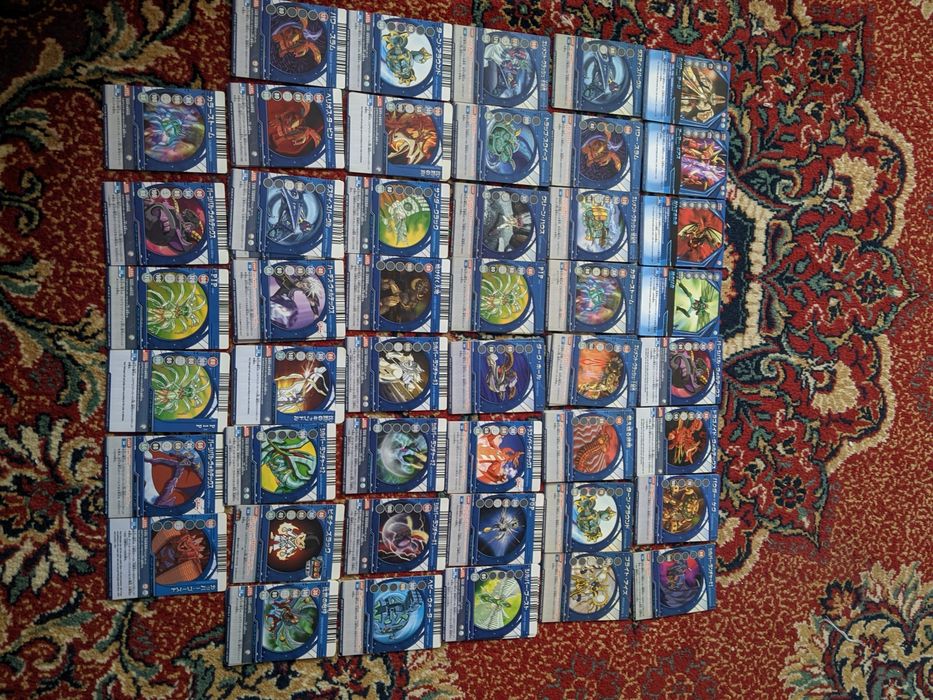 Продам бакуган из старых сезонов