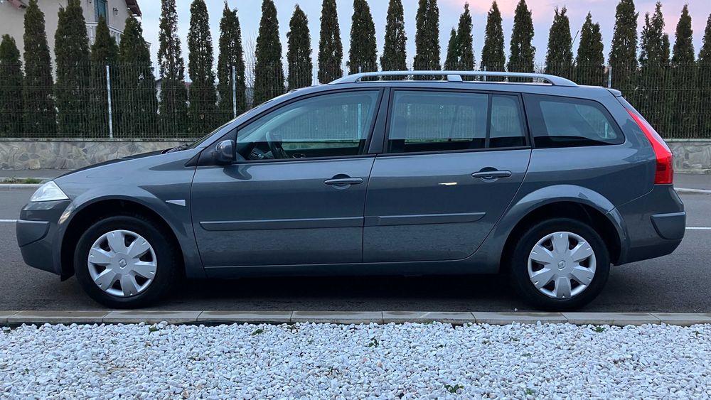 Renault Megane 2 ! 1.4 Benzina , 98 Cp !