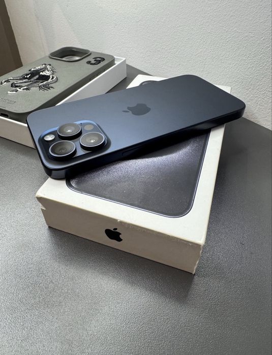 Продам айфон 15 про макс