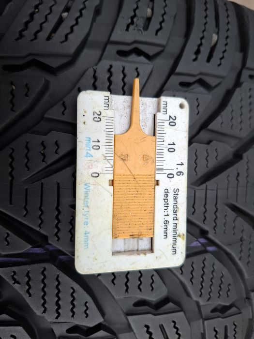 2бр. Джипови 235/65/17 Nokian WR SUV 4