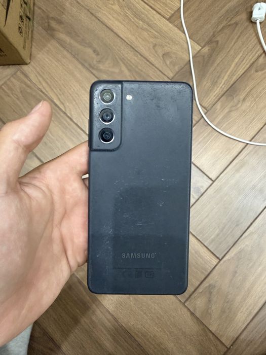 Samsung S21 FE 5G обмен и торг есть