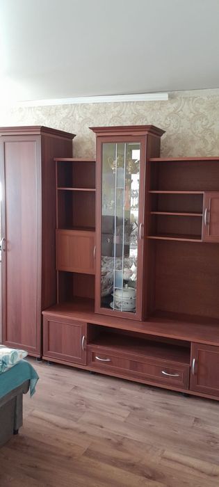 Продается стенка для гостиной.