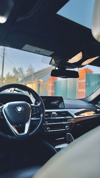продам BMW G30 2018 года