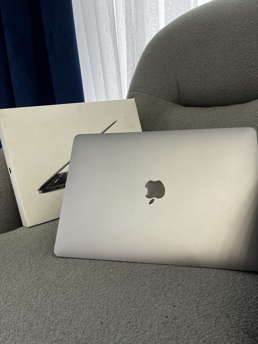 Mackbook pro 2020 16/512 GB