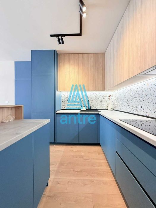 Продава се Тристаен апартамент в София, Борово - 87 кв.м за 3449 €/кв.м - Снимка #1