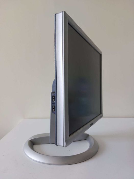 Монитори Dell 19"