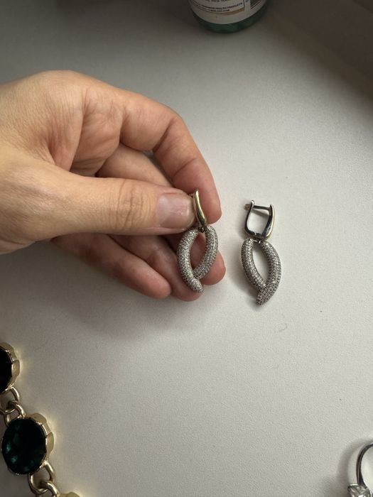 Продам серьги серебро