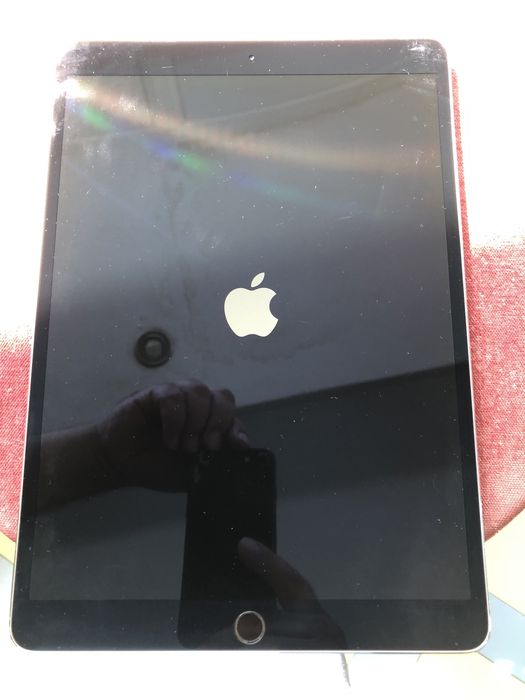 iPad Pro А1709, (10,5-инчов),64GB,Wi‑Fi + Cellular