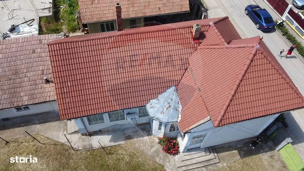 Casă cu teren generos în Ciugud cu 5 camere de vânzare