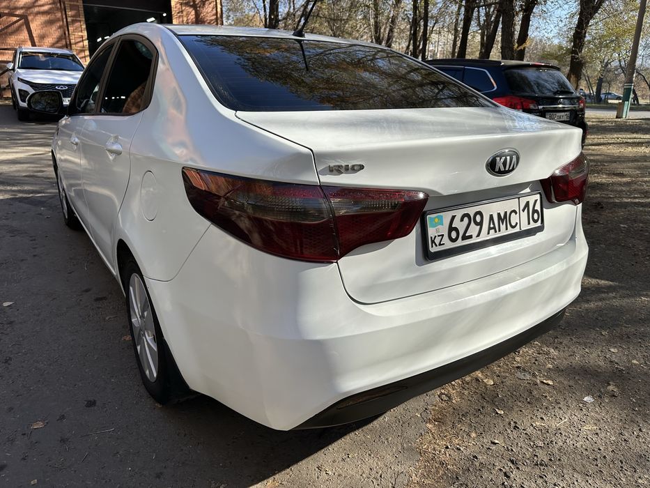Продам авто kia rio