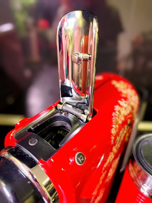 Aparat de cafea espressor Nespresso CitiZ and Milk (aeroccino) personalizat manual Cherry Tree