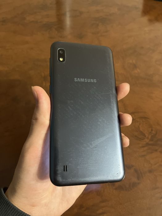 Продам samsung galaxy a10