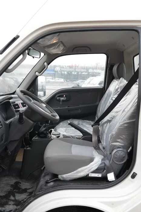 Jac x200 (2L mator. 147 ot kuchi. 3 orindiqli )