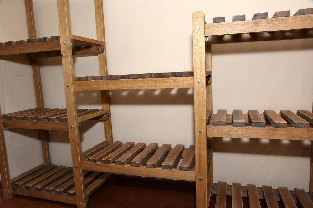 Цветочная полка.