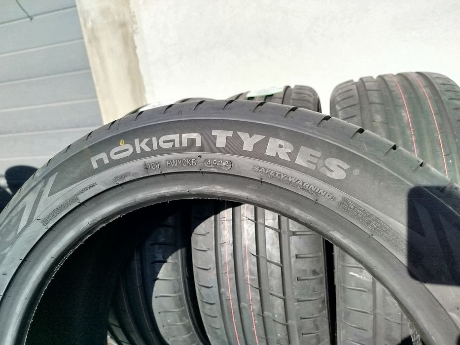 245/45/19 Нокиан ДОТ 2023 г - Чисто Нови