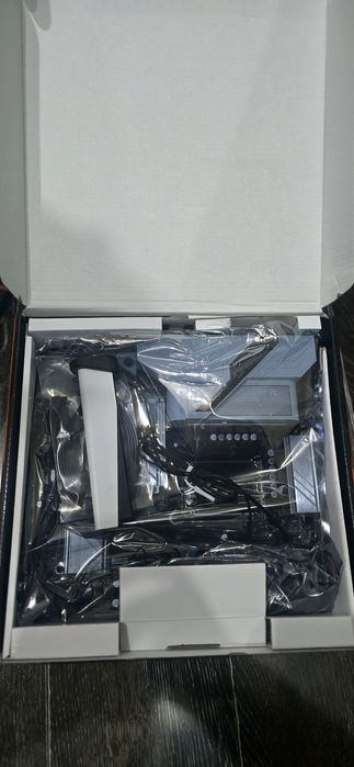 B760M Gaming plus wi fi фулл Комплект в идеале