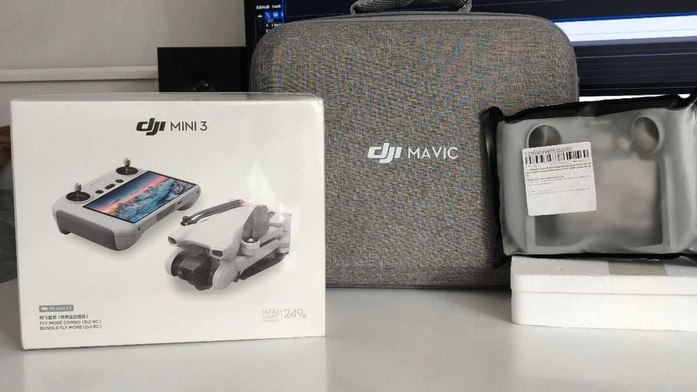 DJI Mini 3 Fly More Combo, RC2 Nou Sigilat!