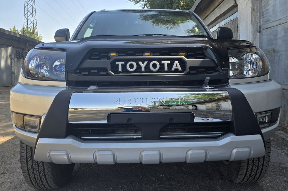 Продам накладку бампера 4runner