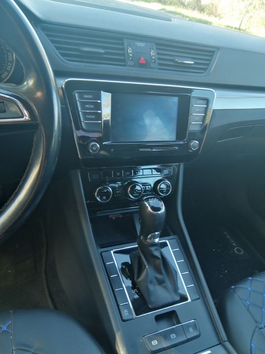 Vând Skoda Superb 2.0l tdi dsg 170cp.